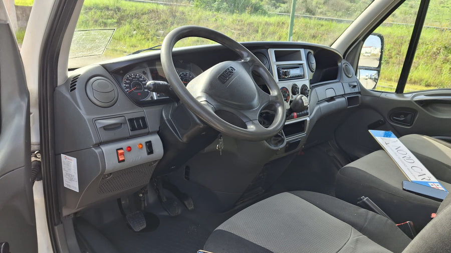 IVECO Eurocargo C12 Ribaltabile Trilaterale – Presa di Forza Idraulica – 2012 – 316.000 km