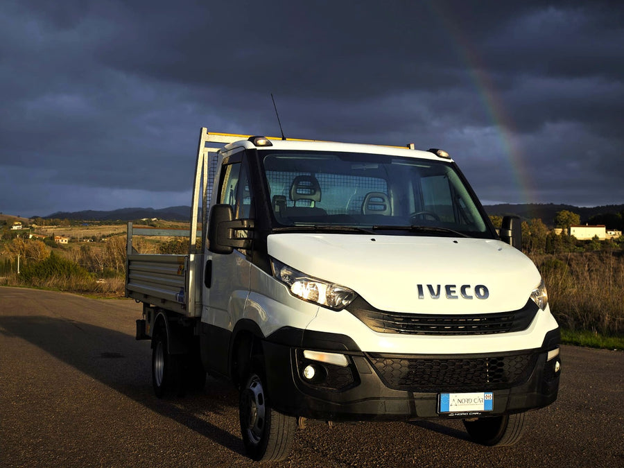 IVECO DAILY 35C12 – Ribaltabile Trilaterale