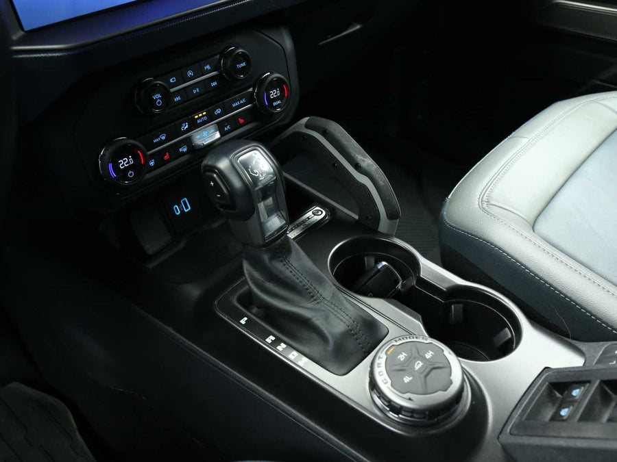 FORD BRONCO 2.7 EcoBoost V6 335CV Outer Banks — 335 CV | 07/2024 | 25.186 km 4WD / Automatico 10 marce / Wrapping nero opaco / Full optional