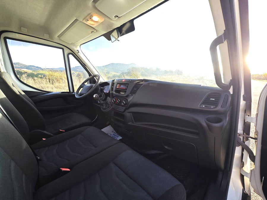 IVECO DAILY 35C12 – Ribaltabile Trilaterale