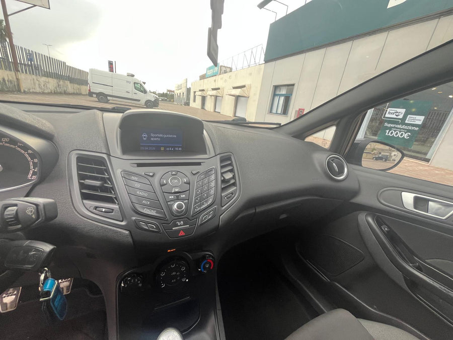 FORD Fiesta 1.5 TDCi 75 CV 5 porte ST-Line — 06/2017 | 106.200 km