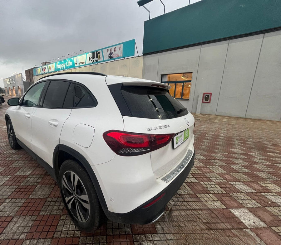 MERCEDES-BENZ GLA 250e Plug-In Hybrid — 218 CV | Ibrida | 11/2022 | 33.800 km