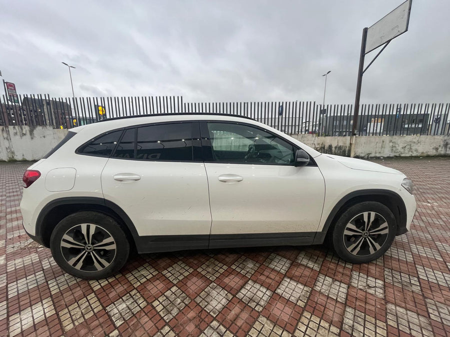 MERCEDES-BENZ GLA 250e Plug-In Hybrid — 218 CV | Ibrida | 11/2022 | 33.800 km