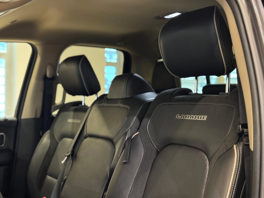 RAM 1500 5.7 V8 HEMI LARAMIE CAB 4WD AUTOMATICO – 395 CV Benzina | 07/2019 | 49.750 km | Autocarro N1