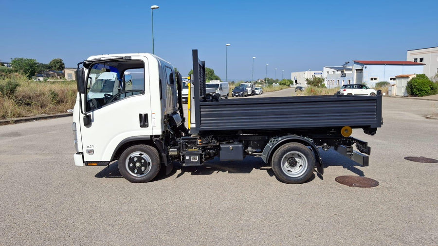 🚛 ISUZU M21 T – Scarrabile Palfinger 30 q.li