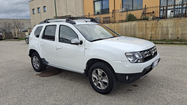 DACIA Duster 1.5 dCi 110 CV S&S Lauréate Family — 03/2016 | 180.000 km