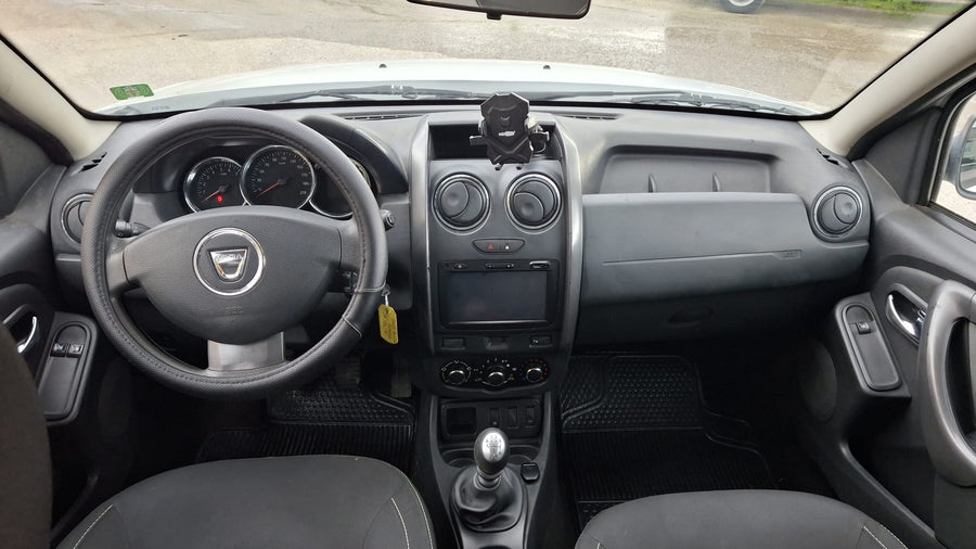 DACIA Duster 1.5 dCi 110 CV S&S Lauréate Family — 03/2016 | 180.000 km