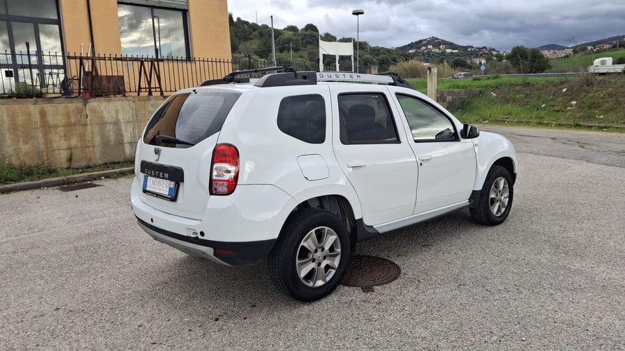 DACIA Duster 1.5 dCi 110 CV S&S Lauréate Family — 03/2016 | 180.000 km