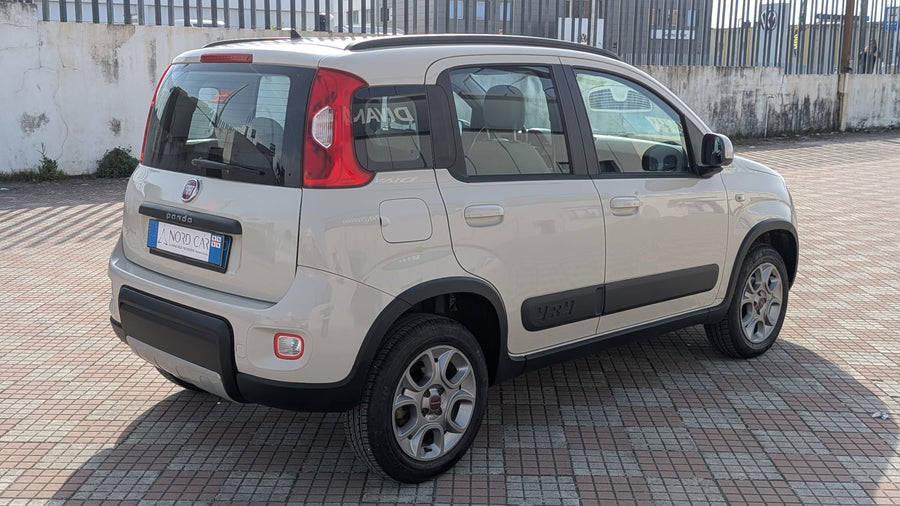 Fiat Panda 0.9 TwinAir Turbo 4x4 Tony Fassina | 85 CV | 10/2015 | 75.000 km