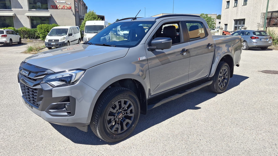 NUOVO ISUZU D-MAX 2.2 CREW NITRO SPORT - AUTOMATICO O MANUALE