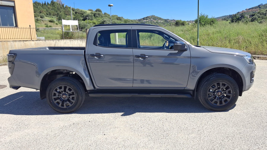 NUOVO ISUZU D-MAX 2.2 CREW NITRO SPORT - AUTOMATICO O MANUALE