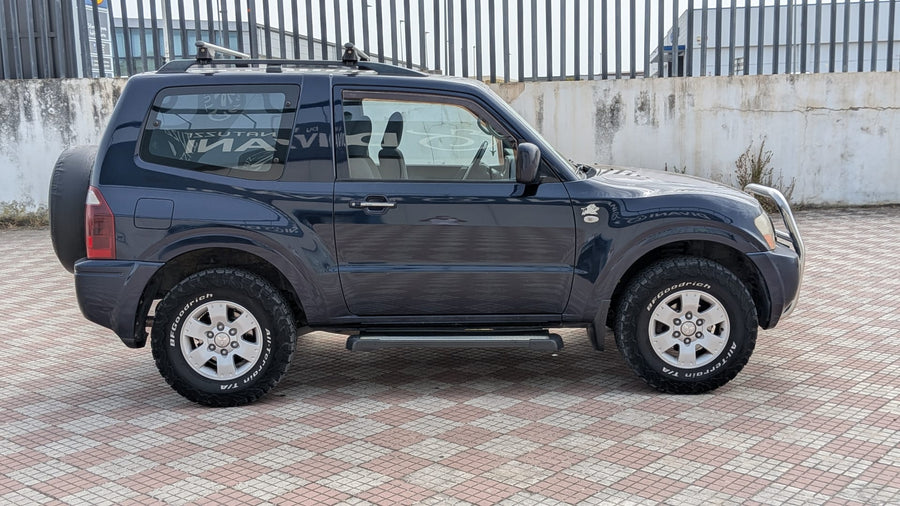 MITSUBISHI PAJERO 2.5 TDI 3p. GLX Diesel • 115 CV • Manuale • 04/2004 • 193.200 km