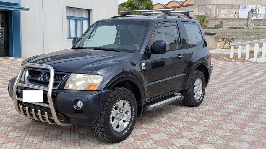 MITSUBISHI PAJERO 2.5 TDI 3p. GLX Diesel • 115 CV • Manuale • 04/2004 • 193.200 km