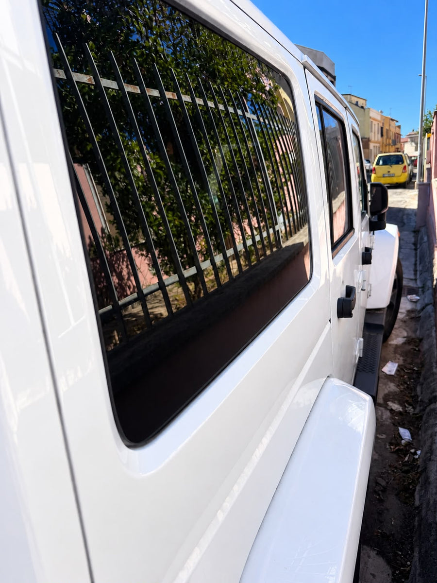 JEEP Wrangler Unlimited 2.8 CRD DPF Sahara Auto Diesel • 200 CV • Automatico 5 marce • 02/2017 • 220.000 km