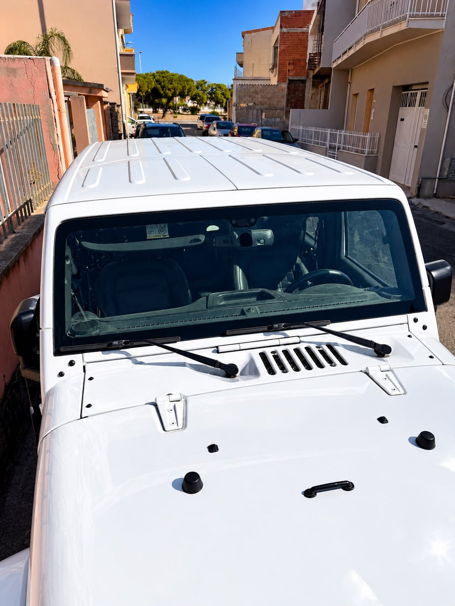 JEEP Wrangler Unlimited 2.8 CRD DPF Sahara Auto Diesel • 200 CV • Automatico 5 marce • 02/2017 • 220.000 km