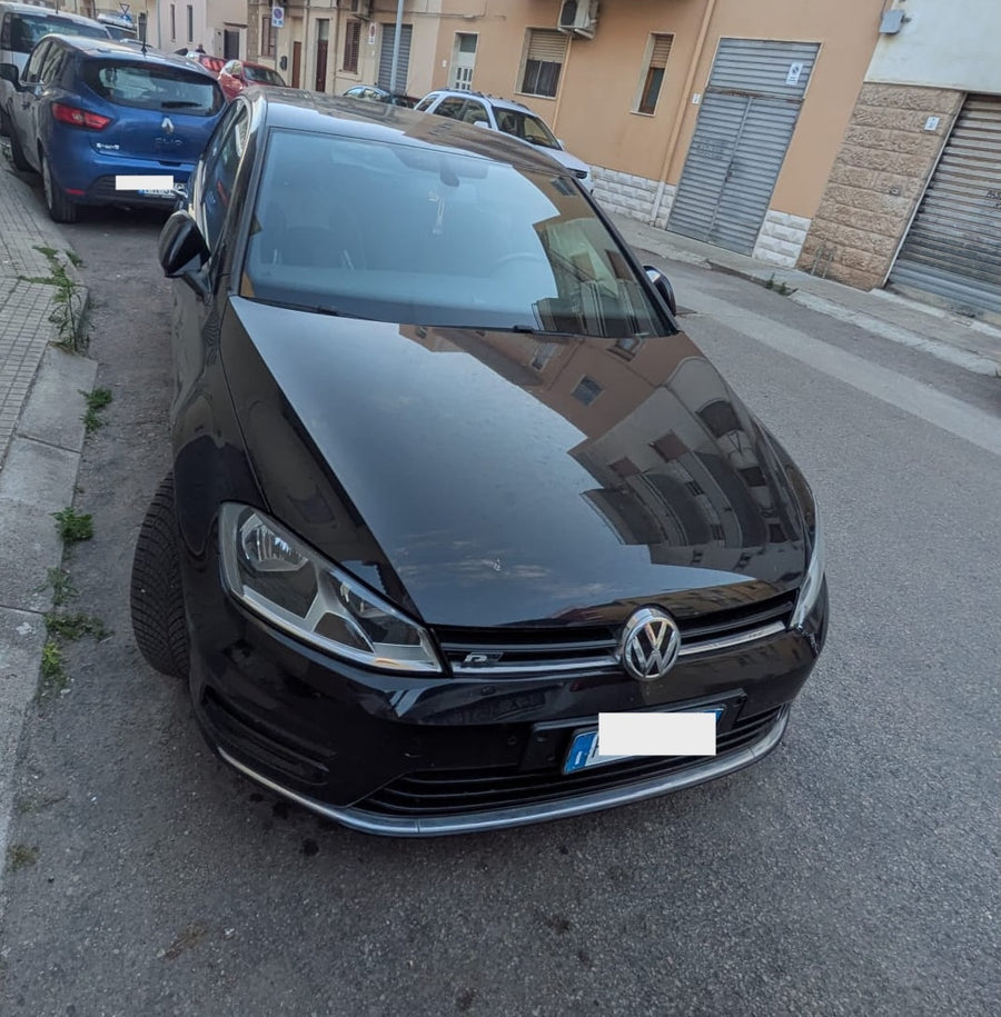 VOLKSWAGEN GOLF 1.6 TDI 110 CV SPORT EDITION BLUEMOTION TECHNOLOGY  Diesel • 110 CV • Cambio manuale • 2015 • 77.700 km • Euro 6 • 5 porte