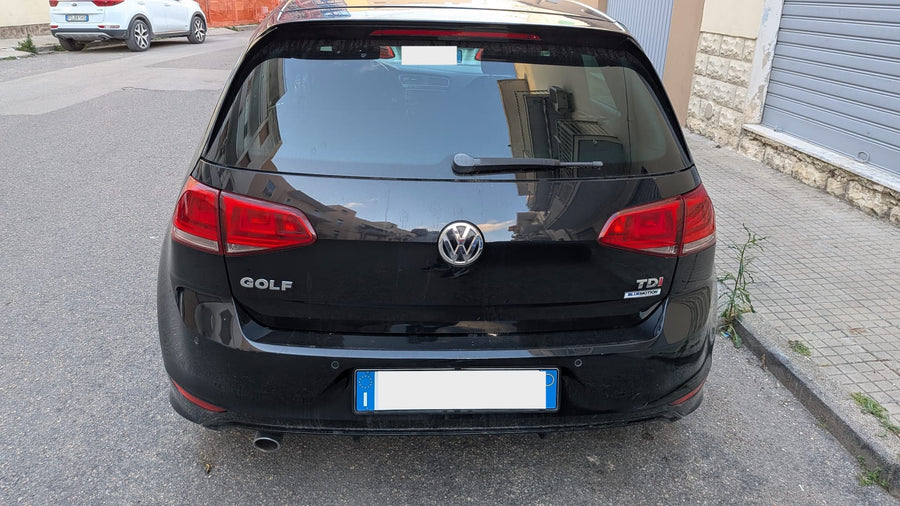 VOLKSWAGEN GOLF 1.6 TDI 110 CV SPORT EDITION BLUEMOTION TECHNOLOGY  Diesel • 110 CV • Cambio manuale • 2015 • 77.700 km • Euro 6 • 5 porte