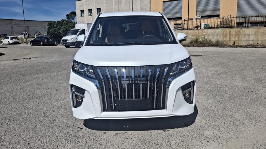 EMC NOVE 2.0 BENZINA AUTOMATICA 8AT – 7 POSTI / 9 POSTI – NUOVA
