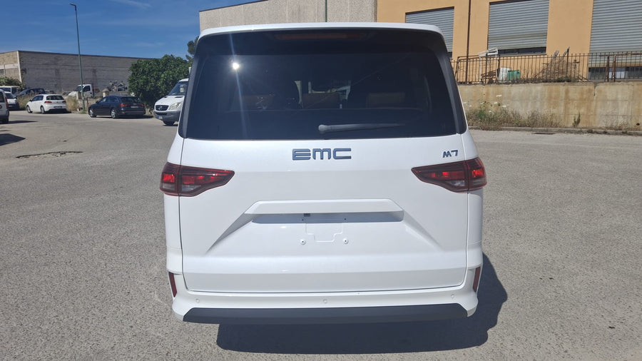 EMC NOVE 2.0 BENZINA AUTOMATICA 8AT – 7 POSTI / 9 POSTI – NUOVA