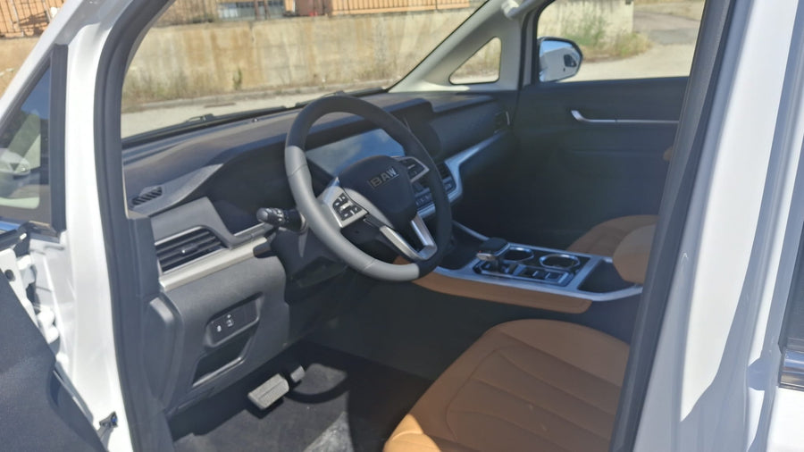 EMC NOVE 2.0 BENZINA AUTOMATICA 8AT – 7 POSTI / 9 POSTI – NUOVA