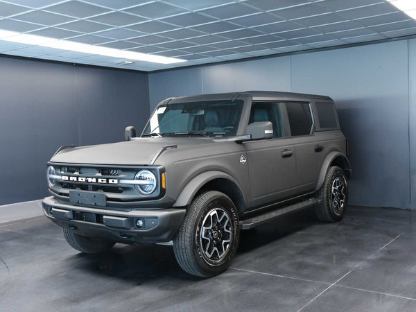 FORD BRONCO 2.7 EcoBoost V6 335CV Outer Banks — 335 CV | 07/2024 | 25.186 km 4WD / Automatico 10 marce / Wrapping nero opaco / Full optional