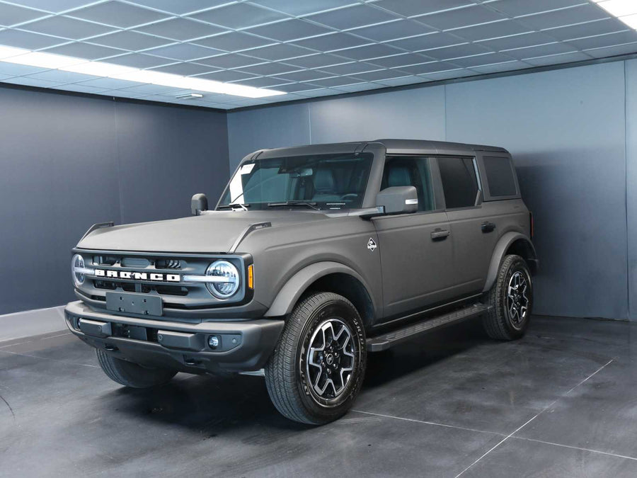 FORD BRONCO 2.7 EcoBoost V6 335CV Outer Banks — 335 CV | 07/2024 | 25.186 km 4WD / Automatico 10 marce / Wrapping nero opaco / Full optional