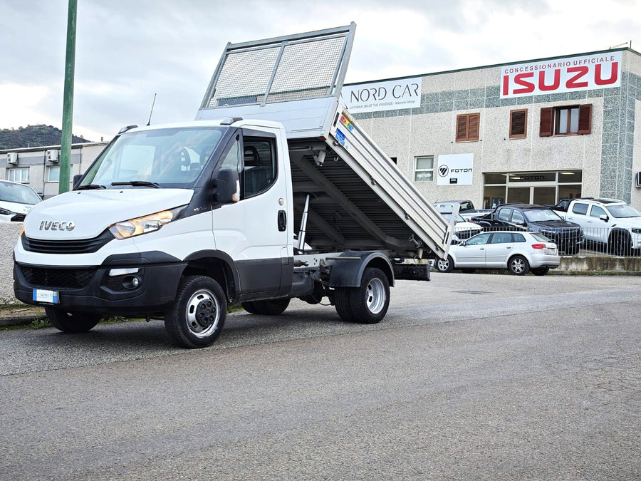 IVECO DAILY 35C12 – Ribaltabile Trilaterale