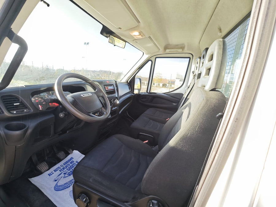 IVECO DAILY 35C12 – Ribaltabile Trilaterale