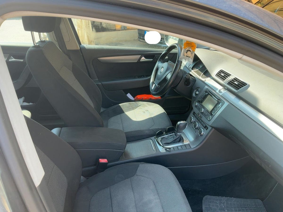 Volkswagen Passat Variant 2.0 TDI DSG Comfort BlueMotion Technology — 140 CV | 02/2014 | 126.560 km