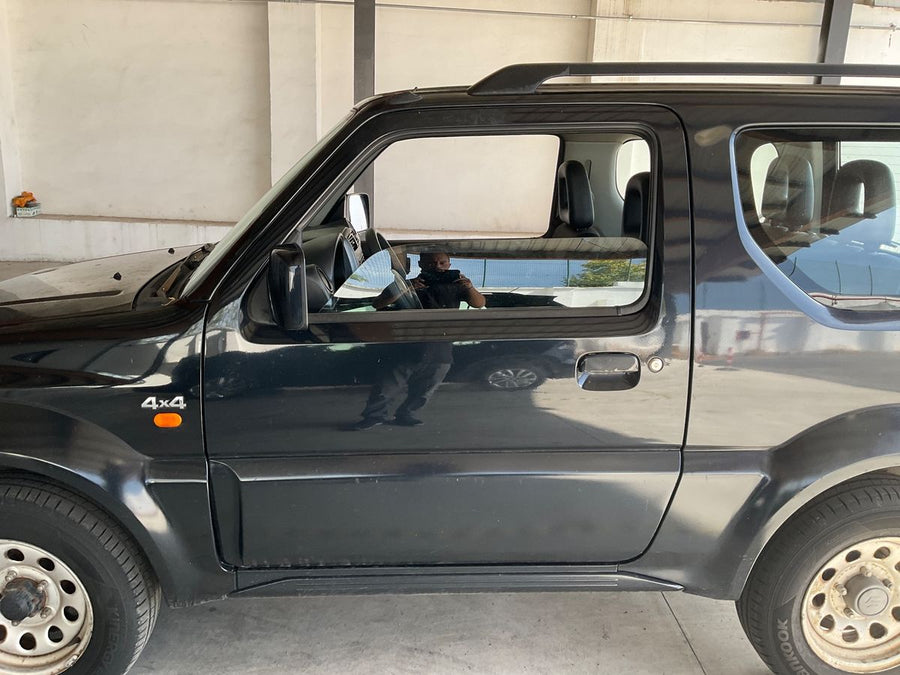 Suzuki Jimny 1.3i benzina 16V (85 CV / 63 kWSUZUKI Jimny 1.3i 16V cat 4WD JLX Benzina • 85 CV • Manuale • 03/2009 • 154.307 km