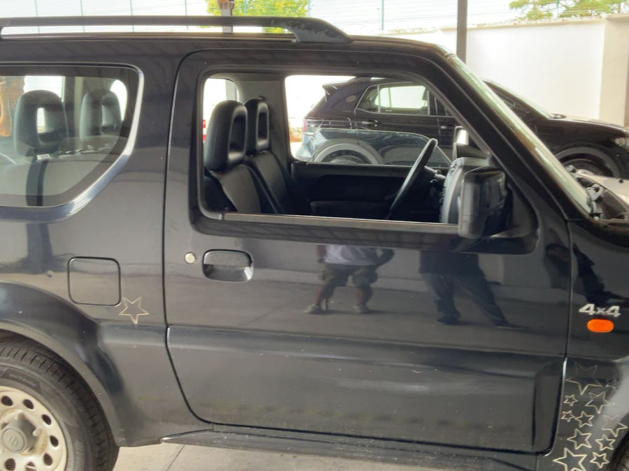 Suzuki Jimny 1.3i benzina 16V (85 CV / 63 kWSUZUKI Jimny 1.3i 16V cat 4WD JLX Benzina • 85 CV • Manuale • 03/2009 • 154.307 km