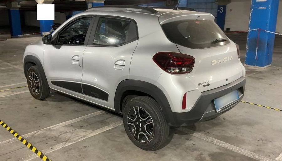 DACIA Spring Electric 45 Expression Elettrica • 45 CV (33 kW) • Automatico • 08/2023 • 28.065 km