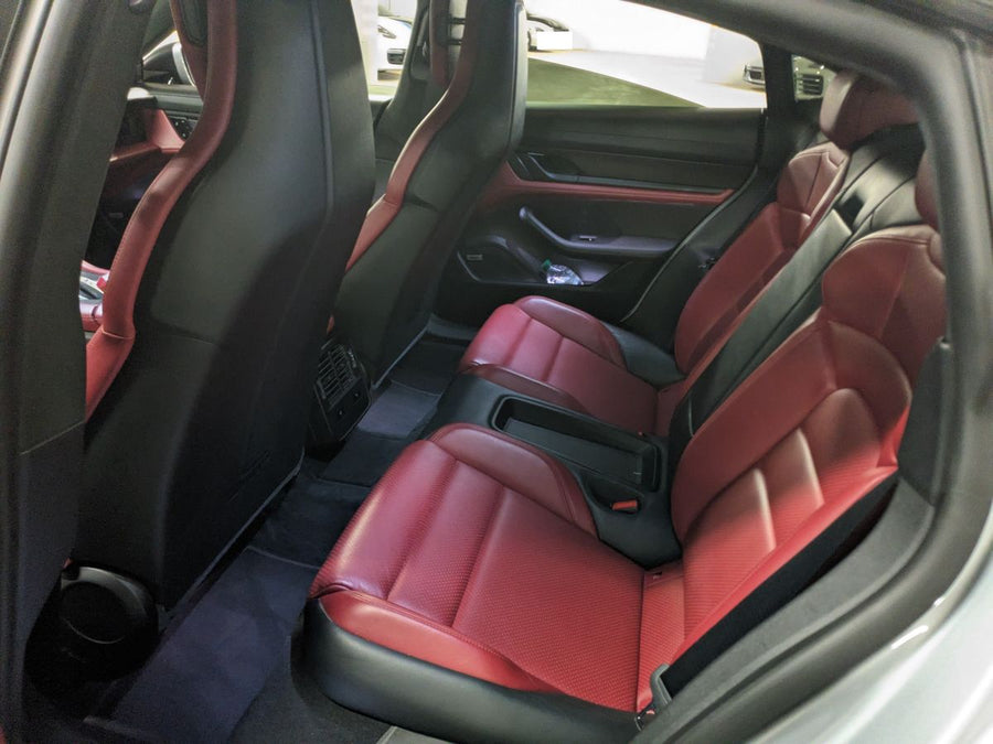 PORSCHE Taycan Turbo S Elettrica • 761 CV (560 kW picco / 142 kW omologati) • Automatico • 05/2020 • 91.598 km