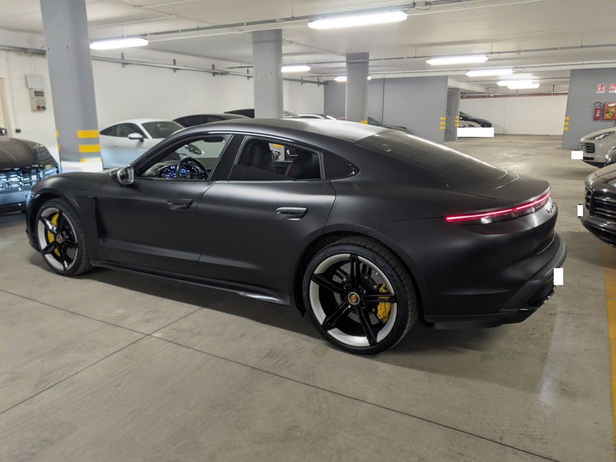 PORSCHE Taycan Turbo S Elettrica • 761 CV (560 kW picco / 142 kW omologati) • Automatico • 05/2020 • 91.598 km
