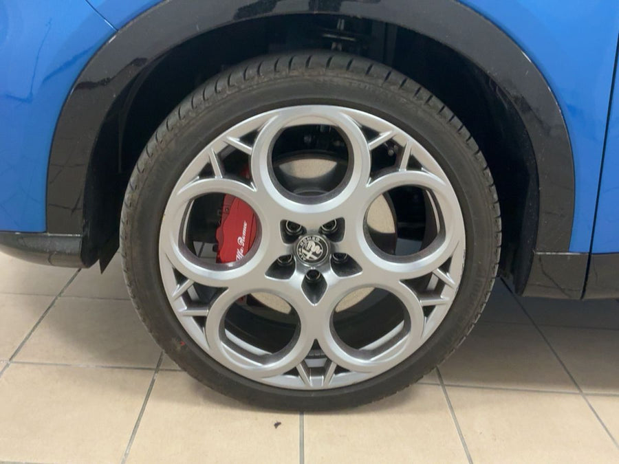 Alfa Romeo Tonale 1.3 Plug-In Hybrid Q4 Speciale AT6 — 280 CV | 03/2023 | 6.150 km