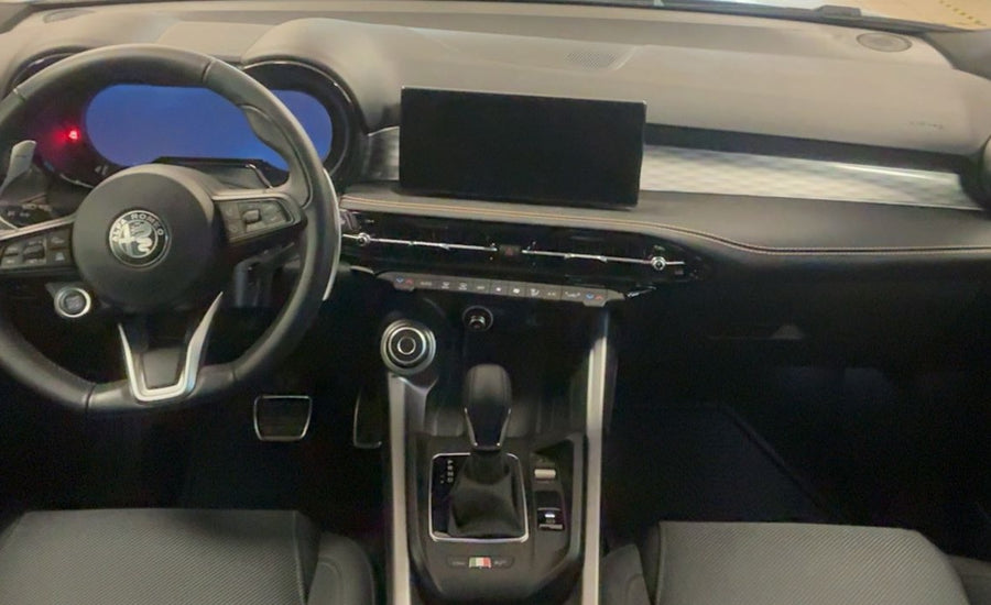 Alfa Romeo Tonale 1.3 Plug-In Hybrid Q4 Speciale AT6 — 280 CV | 03/2023 | 6.150 km