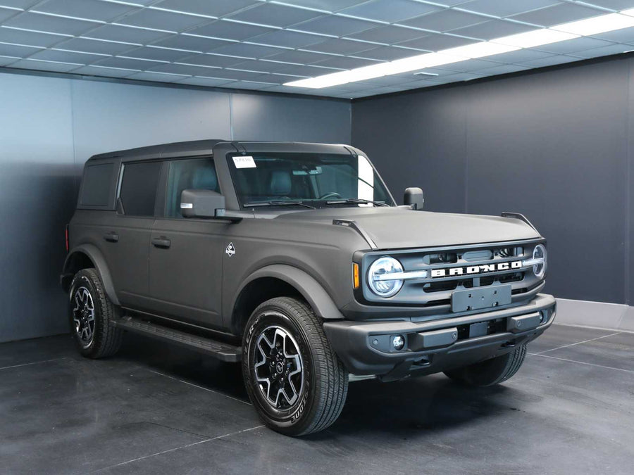FORD BRONCO 2.7 EcoBoost V6 335CV Outer Banks — 335 CV | 07/2024 | 25.186 km 4WD / Automatico 10 marce / Wrapping nero opaco / Full optional