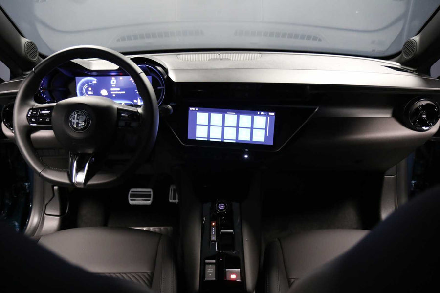 ALFA ROMEO JUNIOR 1.2 Hybrid Q4 eDCT6 – 145 CV