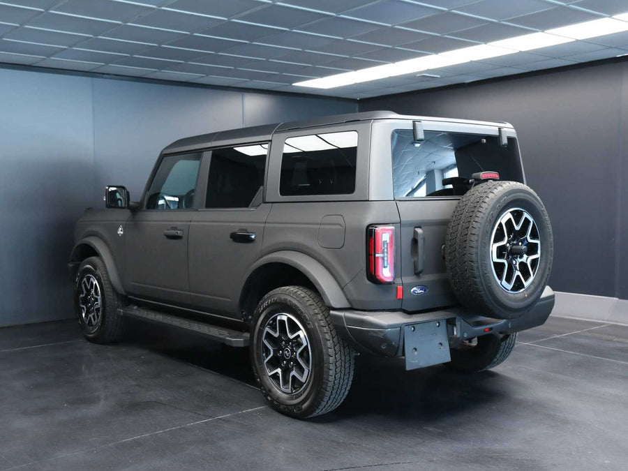 FORD BRONCO 2.7 EcoBoost V6 335CV Outer Banks — 335 CV | 07/2024 | 25.186 km 4WD / Automatico 10 marce / Wrapping nero opaco / Full optional