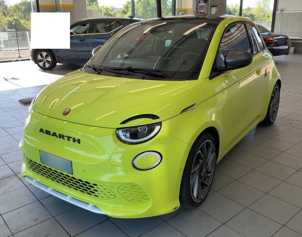 ABARTH 500e Scorpionissima Elettrica • 155 CV (114 kW picco / 47 kW omologati) • Automatico • 07/2023 • 31.624 km